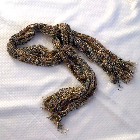 Scarf - Picture 1 of 3